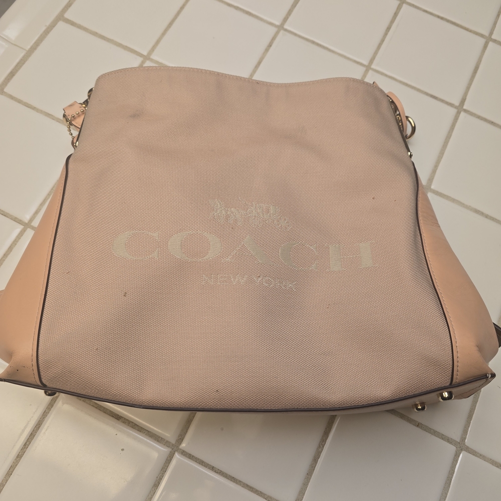 Coach Blush Pink Shoulder Bag with Gold Accents - Picture 2 of 11